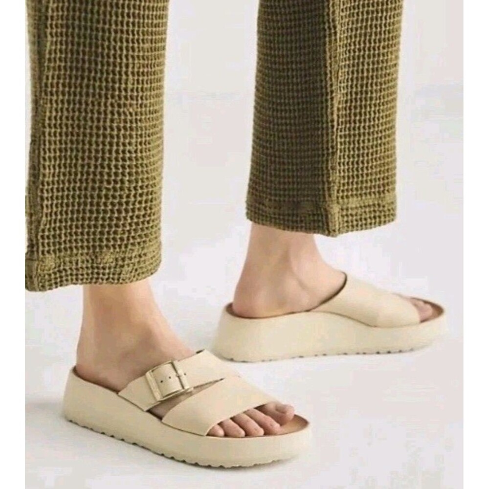 Papillio by Birkenstock EU 40 US 9 Almina Exquisite Platform Sandals Cream